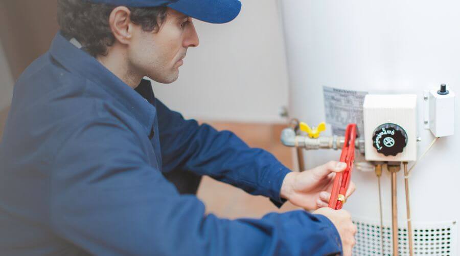 Professional emergency plumbing in Deatsville, AL
